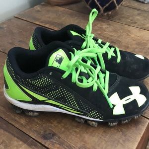 green under armour baseball cleats